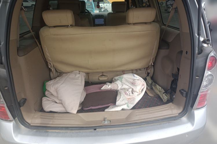 Used Buick GL8 2006 Lu Zun 3.0L CT Comfort Edition Trunk