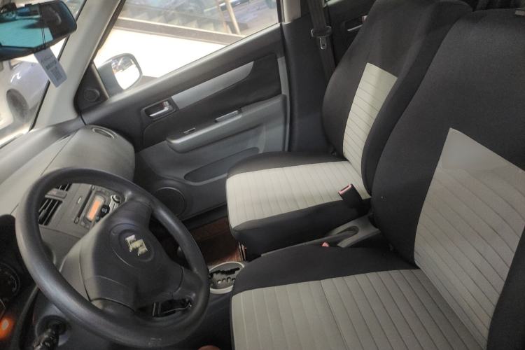 Used Suzuki Swift 2013 1.5L Automatic Standard Edition
