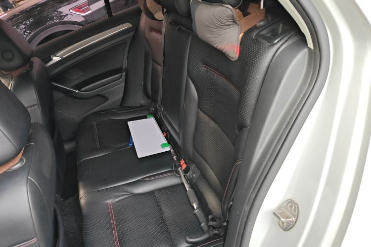 Used Volkswagen Golf 2016 1.6L Automatic Comfort Model Left Rear Seat