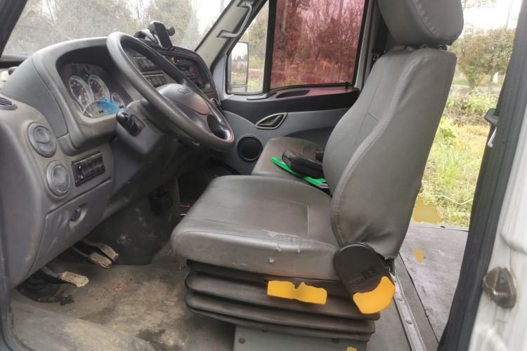 Used Iveco Power Daily 2012 2.5T-A32 Base Version
