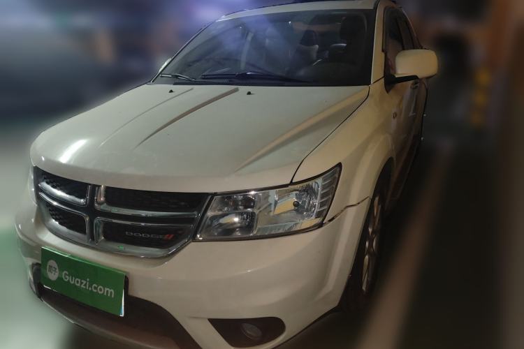 Used Dodge Journey 2013 2.4L Two-Wheel Drive Luxury Version