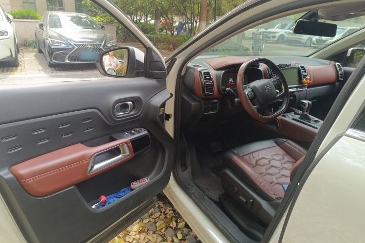 Used Citroen C5 AIRCROSS 2017 350THP Luxury Model Driver Seat