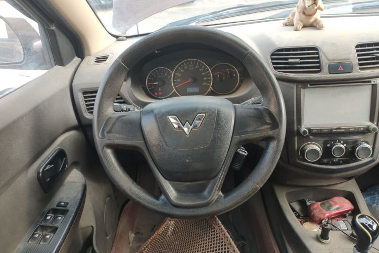 Used Wuling Hongguang 2014 1.2L S Standard Version China IV Standard