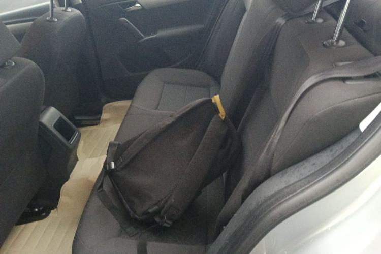 Used Volkswagen Lavida 2013 Revised Classic 1.6L Manual Fashion Edition Left Rear Seat