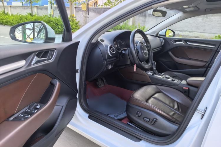 Used Audi A3 2014 Limousine 35 TFSI Automatic Comfort Model