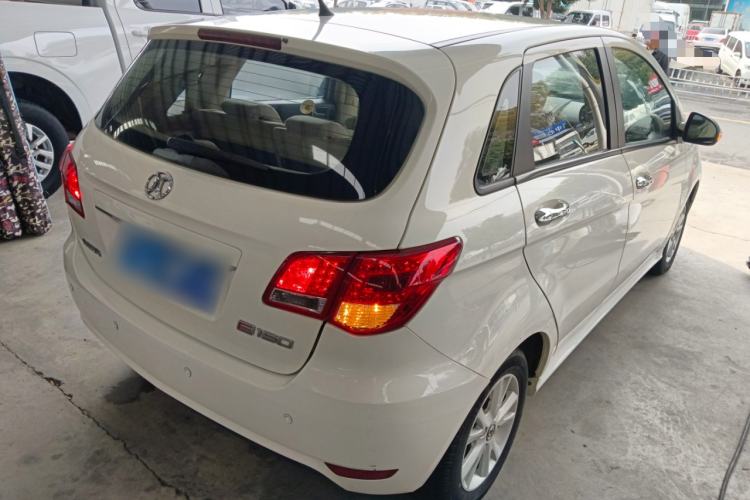 Used BAIC E Series 2013 Hatchback 1.5L Manual Lotte Edition

