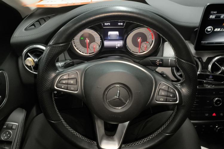 Used Mercedes-Benz GLA 2016 GLA 200 Fashion Model
