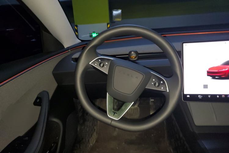 Used Tesla Model 3 2025 Rear-Wheel-Drive Version
