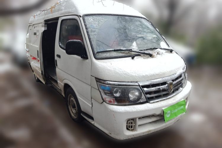 Used Jinbei Hiace 2020 2.0L Xiangyun Series Luxury Van High Roof China VI Standard Model 1TZS Front Right 45 Deg