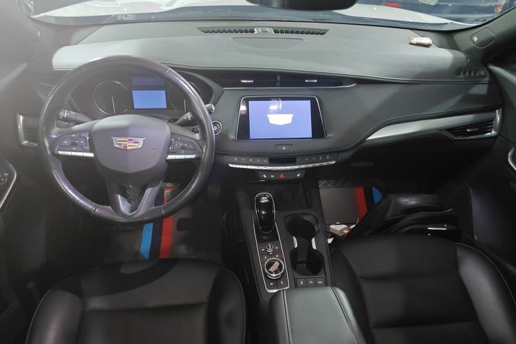 Used Cadillac XT4 2020 28T Two-Wheel-Drive Leading Version