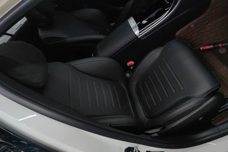 Used Mercedes-Benz C-Class 2025 Facelift C 260 L Sport Edition Right Front Seat