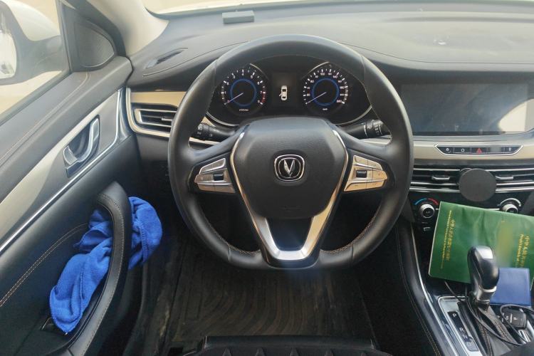 Used CHANGAN Eado 2018 1.6L GDI Automatic Fashion Edition
