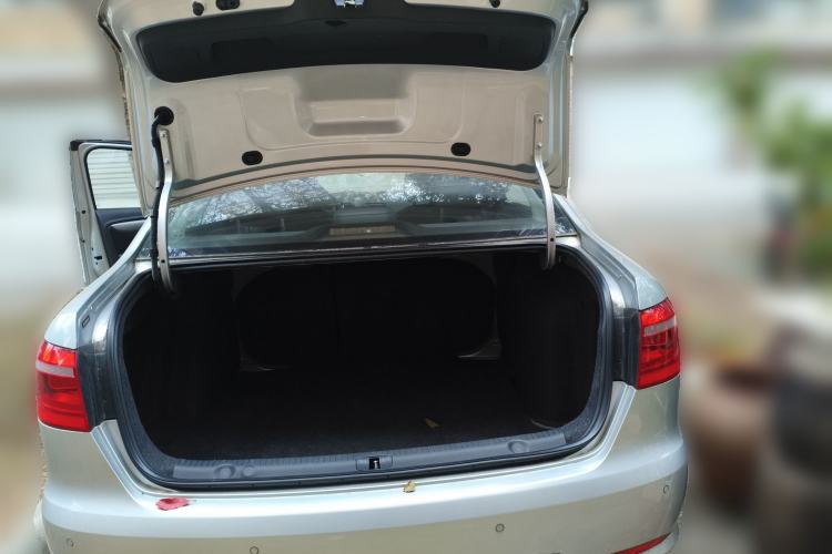 Used Volkswagen Lavida 2013 Restyled Classic 1.6L Automatic Comfort Edition
