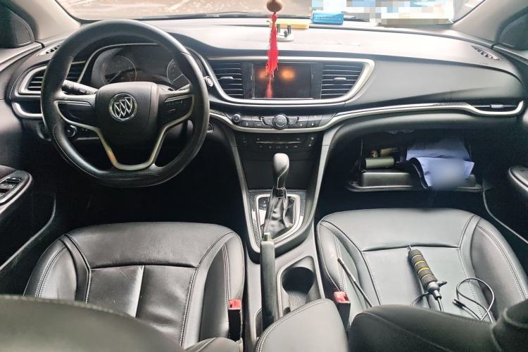 Used Buick GT 2015 15N Automatic Deluxe Edition Center Console