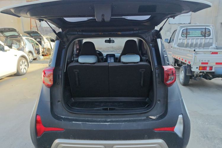 Used Chery QQ Little Ant 2022 Revised Version Sweet Pink Edition Half-Sugar Version Lithium Iron Phosphate 30.7 kWh 30 kW 301 km Trunk