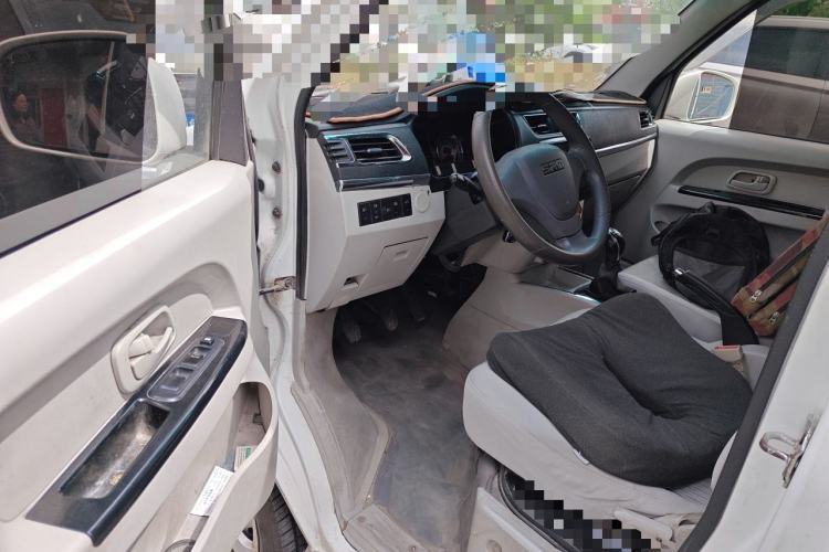 Used Jinbei New Hiace X30L CNG 2021 1.5L Natural Gas Wealth Single-Steaming Air-Conditioned Van SWCC15M
