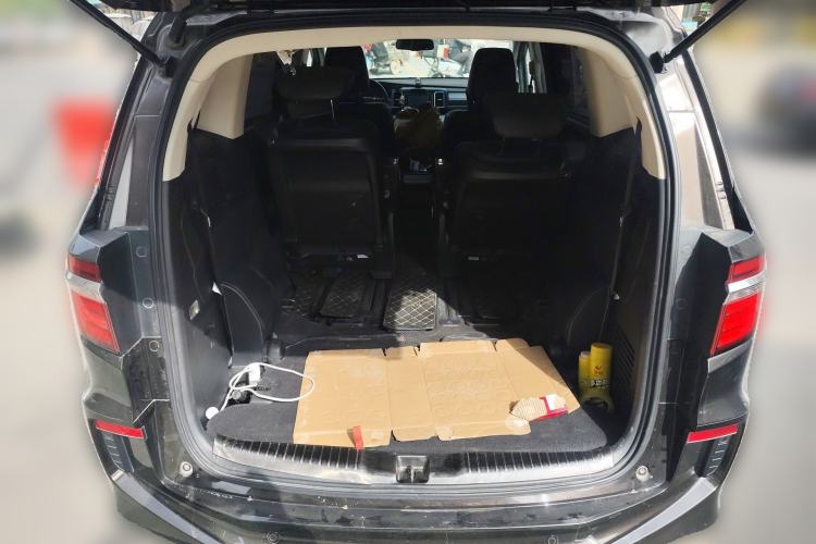 Used Honda Elysion 2016 2.4L Supreme Edition Trunk