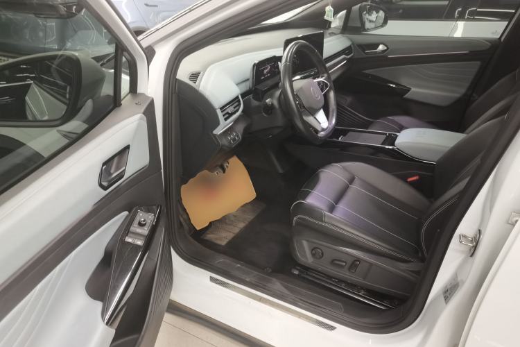 Used Volkswagen ID.4 X 2023 Pure Smart Edition Driver Seat