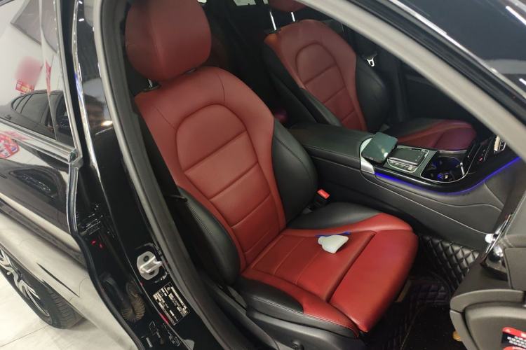 Used Mercedes-Benz GLC Coupe 2022 Refreshed GLC 260 4MATIC Coupe SUV Right Front Seat