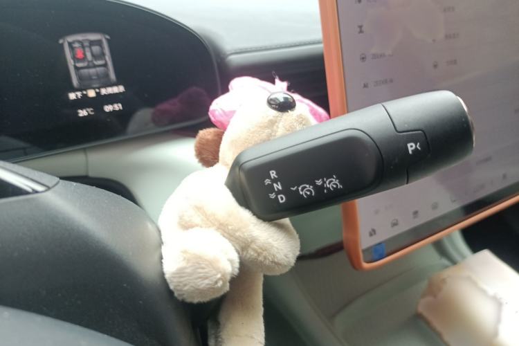 Used Zeekr 007 2025 Rear-Drive Intelligent Driving Version 75 kWh Gear Lever