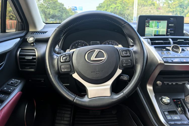 Used Lexus NX 2020 300h Front-Drive FENGSHANG Version China VI Standard Interior 11
