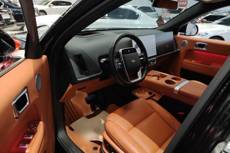 Used Li Auto L7 2024 Pro Model
