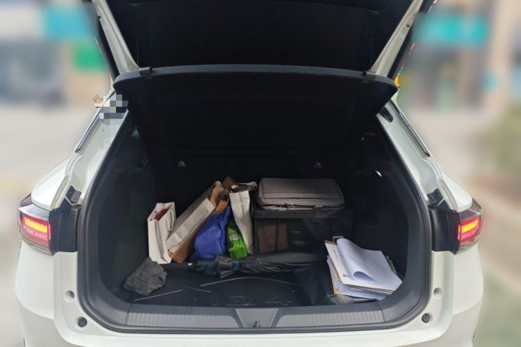 Used Volkswagen ID.4 X 2025 Smart Version Pure & Intelligent Enjoyment Edition Trunk