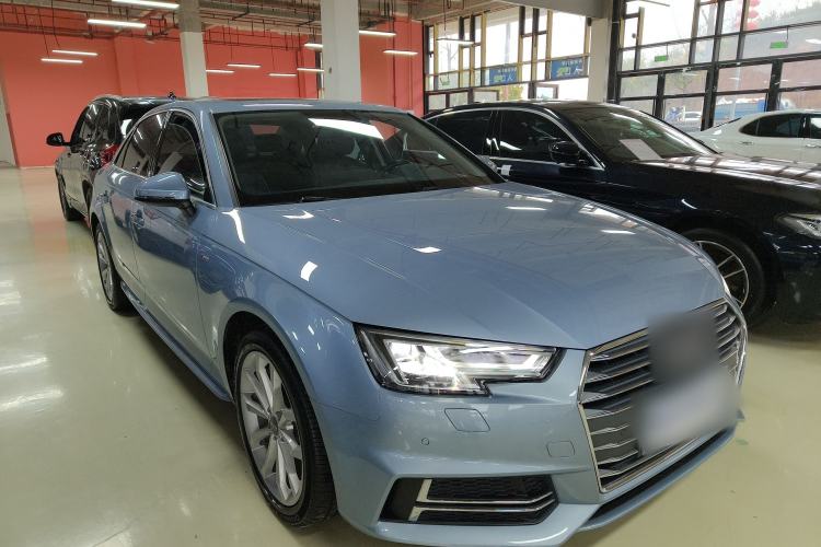 Used Audi A4L 2018 30th Anniversary Edition 40 TFSI Fashion Model
