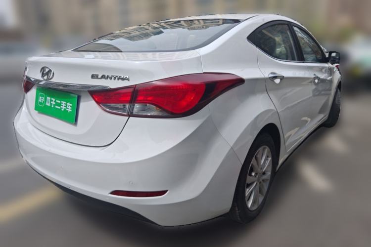 Used Hyundai Elantra (5th Generation / Langdong) 2016 1.6L Automatic Prestige Model Rear Right 45 Deg