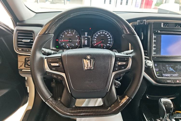 Used Toyota Crown 2018 2.0T Fashion Edition