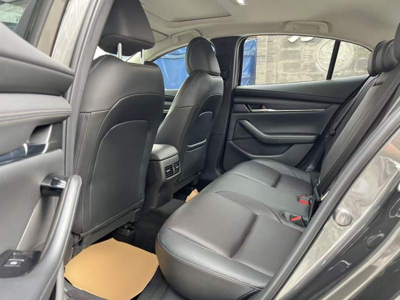 Used Mazda 3 Axela 2022 2.0L Automatic Zhiya Edition — 16