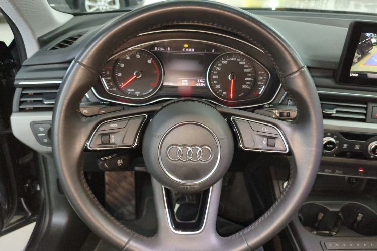 Used Audi A4L 2019 40 TFSI Ambition China VI