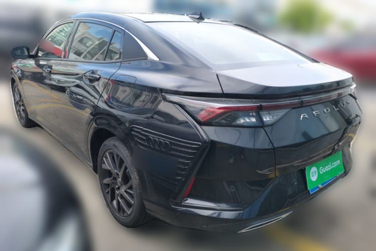 Used Dongfeng Aeolus Yixuan 2020 230T Automatic Glare-Proof Dark Knight Edition
