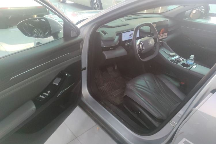 Used Geely Galaxy L6 2025 EM-i 140km Starship Edition
