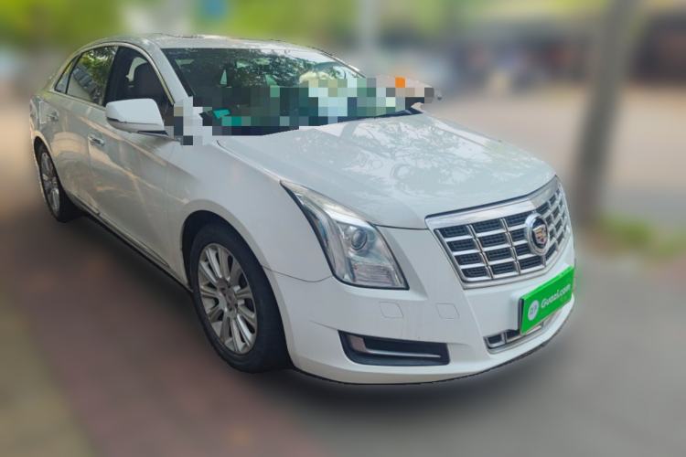 Used Cadillac XTS 2014 28T Elegant Version Front Right 45 Deg