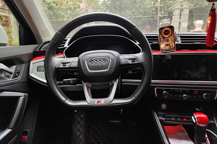 Used Audi Q3 Sportback 2020 40 TFSI Fashion Model
