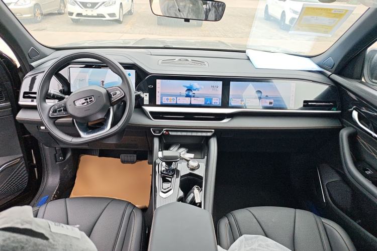 Used Geely Auto Monjaro L 2024 2.0TD DCT EVO Two-Wheel Drive Long-Range Version Center Console