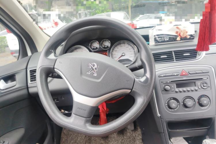 Used Peugeot 308 2013 1.6L Manual YouShang Model Steering Wheel