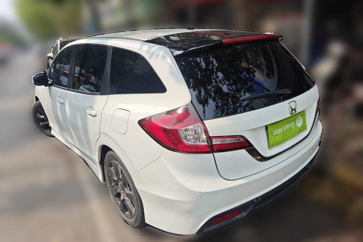 Used Honda Jade 2013 1.8L automatic Comfort version 5 seats