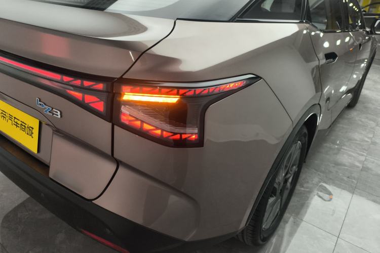 Used Toyota bZ3 2023 616 km Long-Range Premium