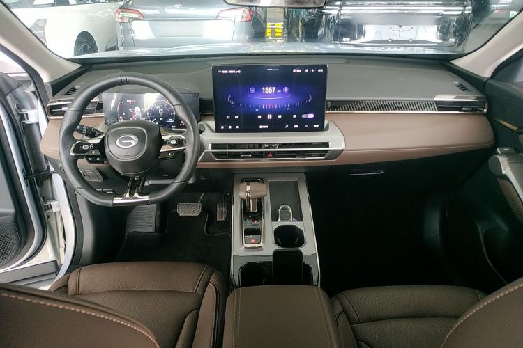 Used GAC Trumpchi GS4 2024 MAX 1.5T Flagship Edition Center Console
