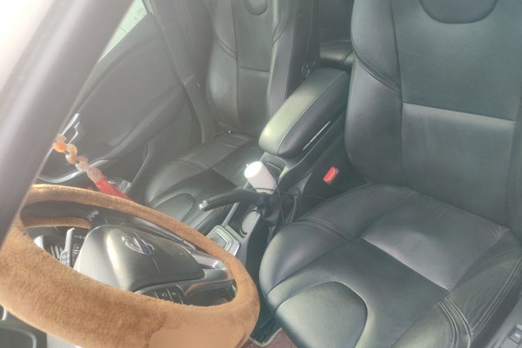 Used Volvo V40 2015 1.6T Zhiya Edition Left Front Seat