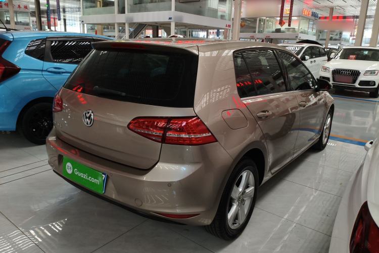 Used Volkswagen Golf 2014 1.6L Automatic Comfort Model Rear Right 45 Deg