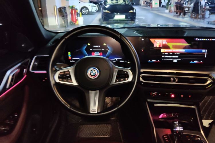 Used BMW i4 2022 eDrive40
