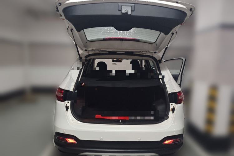 Used FAW Senya R7 2016 1.6L Manual Luxury Model