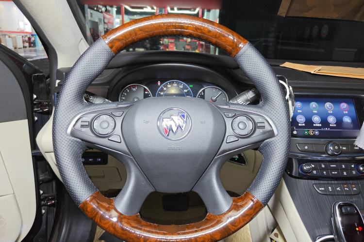 Used Buick LaCrosse 2022 Avenir Flagship Model
