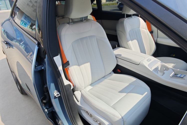 Used ONVO L60 2024 60 kWh Rear-Drive Version