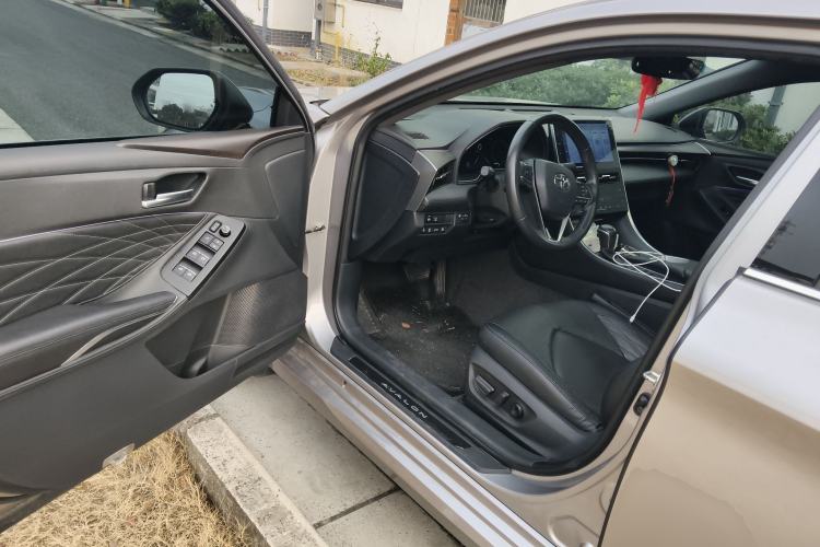 Used Toyota Avalon 2022 2.5L Touring Premium Edition