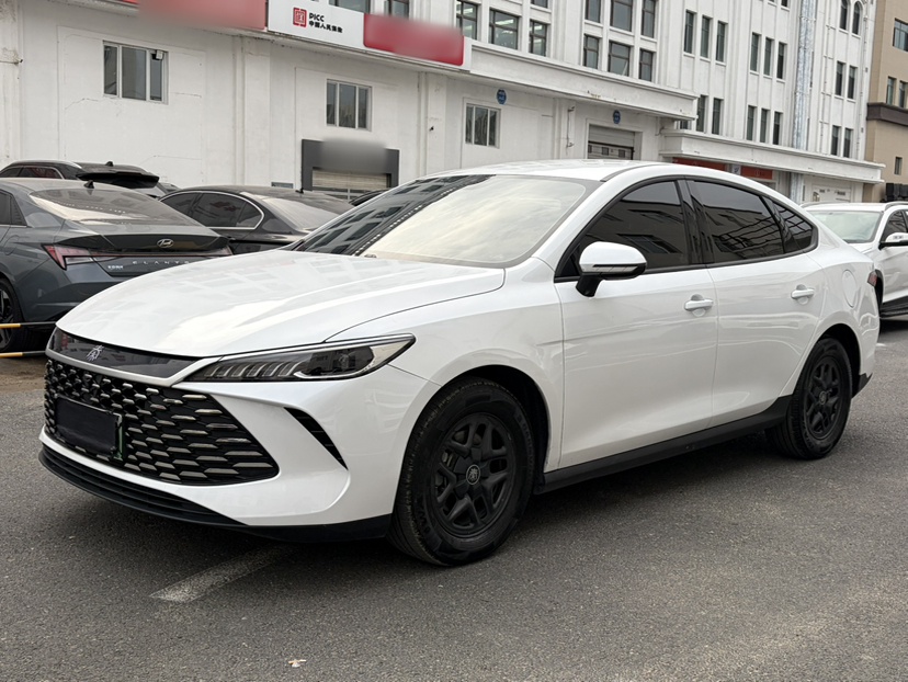 BYD Qin PLUS 2025 DM-i Smart Drive 55KM Leading Model — снимка 6