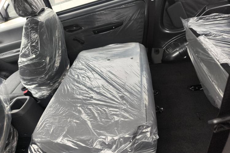 Used Wuling Hongguang New Energy 2024 All-Electric Model 300KM Practical Version